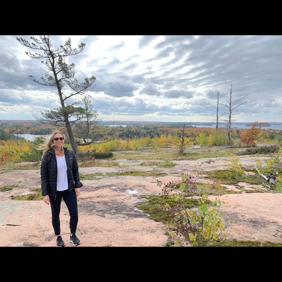 Meet your Posher, Jen - Picture 1 of 1